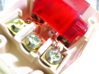 Schukostecker mit beleuchtetem Schalter 2-polig für 10A/230V in Farbe: Creme